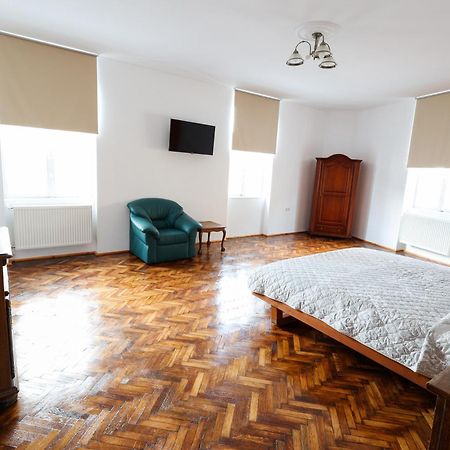 Floasiu Residence Guesthouse Sibiu Exterior foto